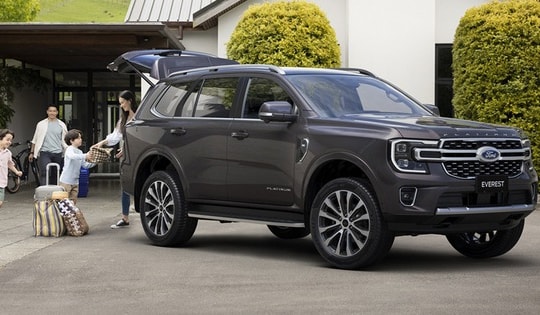 V6 Platinum: Bản đắt nhất mới của Ford Everest