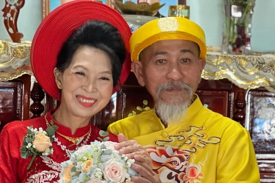 Phát hiện tình đầu 62 tuổi chưa lấy chồng, chú rể U70 từ Mỹ về Việt Nam hỏi cưới