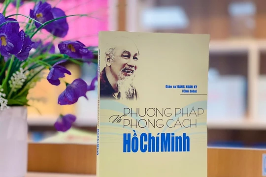 Ra mắt 2 cuốn sách về tư tưởng, đạo đức, phong cách Hồ Chí Minh