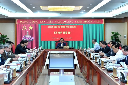 Đề nghị Bộ Chính trị, Ban Bí thư xem xét kỷ luật một số cán bộ cấp cao