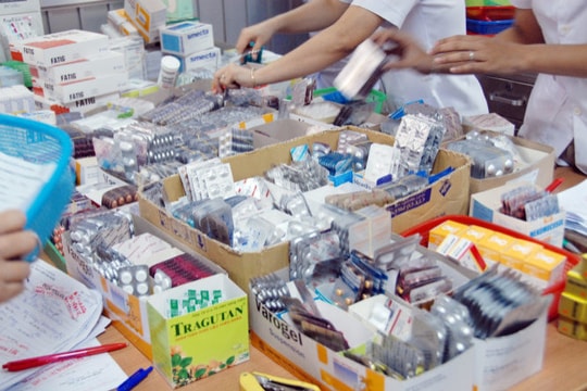 Không để xảy ra khan hiếm thuốc phục vụ phòng chống dịch và khám chữa bệnh