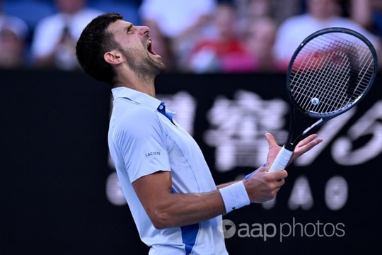 Djokovic bắt kịp kỷ lục bất bại của Monica Seles