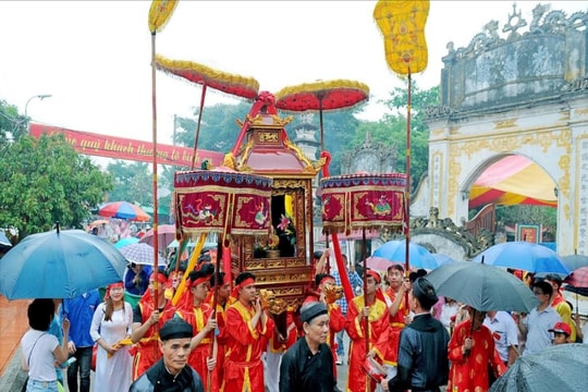 Nếp làng xưa trong lòng thành phố