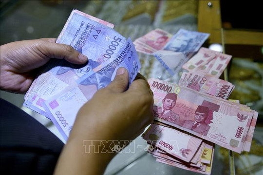 Lý do đằng sau sự suy yếu của các đồng tiền châu Á so với USD