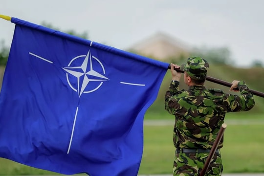 NATO khẳng định không tìm kiếm xung đột với Nga