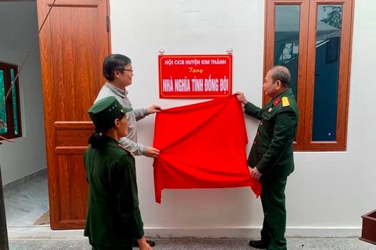 Kim Thành bàn giao nhà “nghĩa tình đồng đội” cho cựu chiến binh