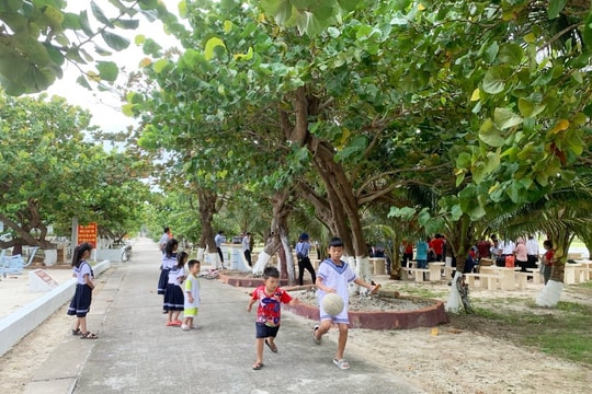 Thân thương Trường Sa. Bài 2: “Chồi non” ở đảo