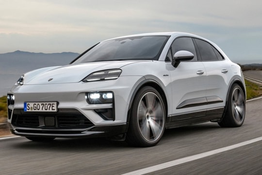 Porsche ra mắt Macan điện