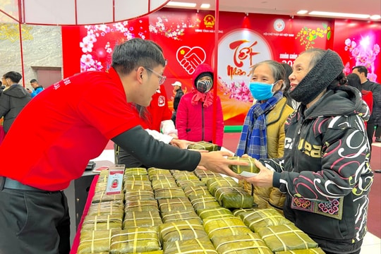 Phiên chợ Tết đặc biệt ở Hải Dương