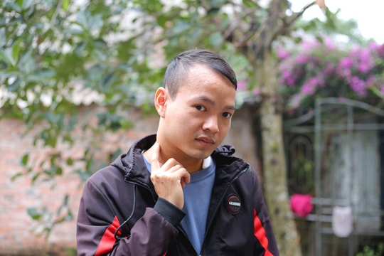 Chàng thanh niên mồ côi mắc bệnh ung thư
