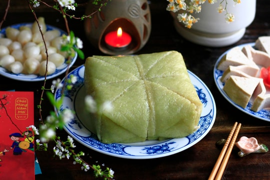 Cắt bánh chưng bằng lạt hay dao?
