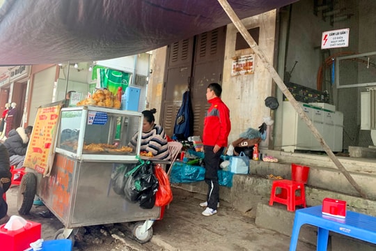Bán hàng ngay gần trạm biến áp