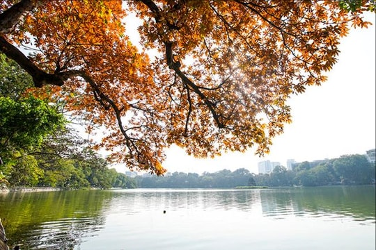 Bắc Bộ tăng nhiệt, sáng sớm có mưa nhỏ vài nơi