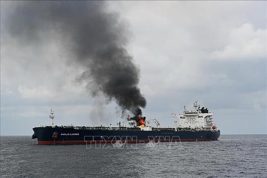 Mỹ bắn hạ thành công tên lửa hành trình chống hạm của Houthi phóng ra Biển Đỏ