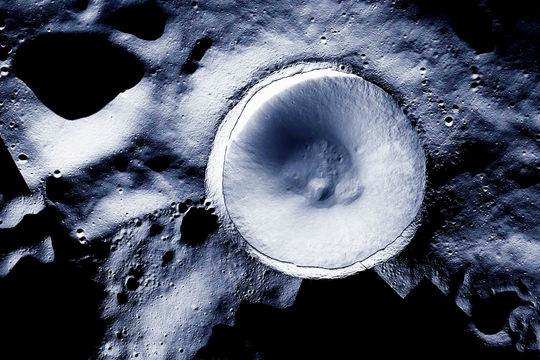 Trung Quốc cạnh tranh NASA, chọn miệng núi lửa Shackleton để hạ cánh ở Mặt trăng