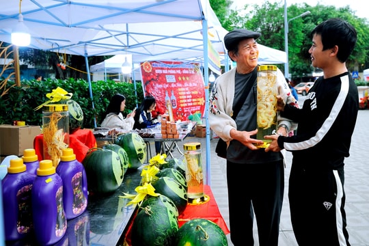 Mấy tâm trạng ngày 30 Tết