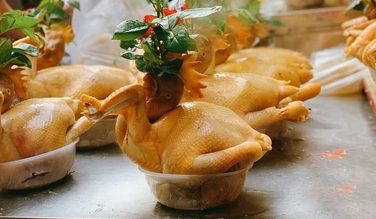 Gà luộc của Việt Nam được chuyên trang ẩm thực nổi tiếng thế giới vinh danh