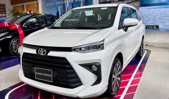 Toyota Avanza không thể ngồi yên vì Mitsubishi Xpander mới?