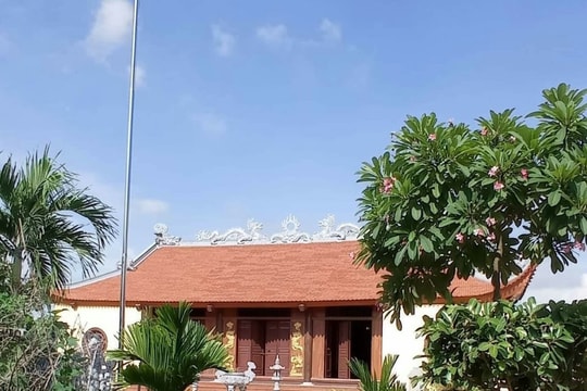 Ngôi đình Hàn Trung trong những tấm lòng vàng