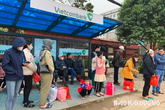 Giao thông Hải Dương đông đúc ngày làm việc cuối trước kỳ nghỉ Tết Giáp Thìn 2024