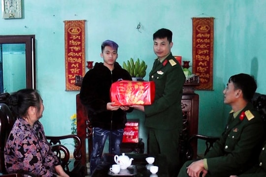 Ban Chỉ huy quân sự huyện Kim Thành động viên thanh niên chuẩn bị nhập ngũ