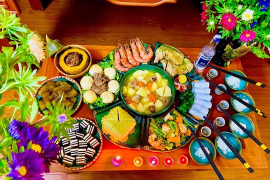 Mâm cỗ cúng giao thừa Tết Giáp Thìn 2024 cần có những gì?