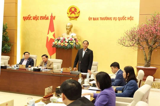 Nghị quyết về thi đua, khen thưởng đối với đại biểu Quốc hội