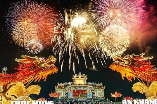 Pháo hoa rực sáng, chào năm mới Giáp Thìn 2024