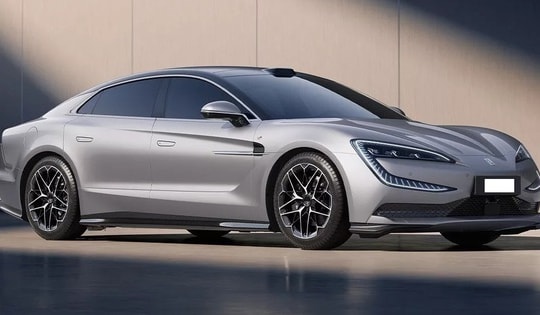 "Siêu xe" của BYD hé lộ công suất khủng: chạy 800km mỗi lần sạc