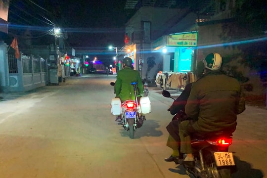 Theo chân công an xã tuần tra dịp Tết