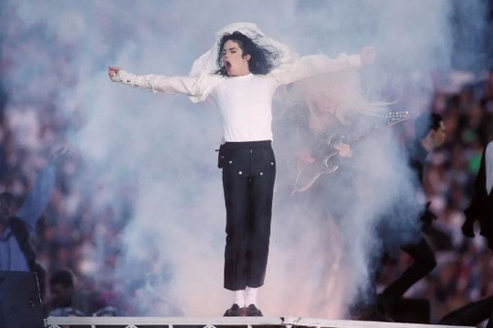 Sony mua 50% cổ phần trong tài sản âm nhạc của Michael Jackson