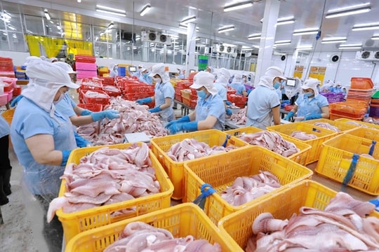 Vietnam’s exports surge 42% in January