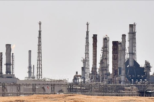 Saudi Arabia công bố lý do dừng kế hoạch tăng sản lượng khai thác dầu thô