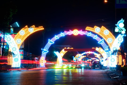 Đêm xuân trên thị xã Kinh Môn