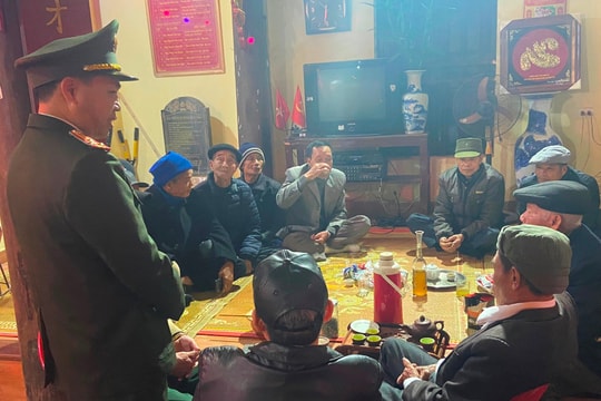 Pháo nổ giảm mạnh trong đêm giao thừa ở Hải Dương