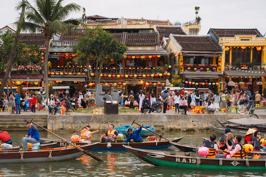 10 favorite tourist destinations in Vietnam during Tet holiday
