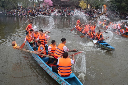Đầu xuân trẩy hội chùa Hào