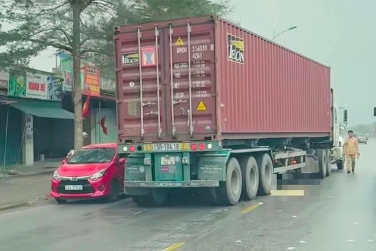 Một người đàn ông 35 tuổi tử vong sau va chạm với xe đầu kéo trên quốc lộ 37