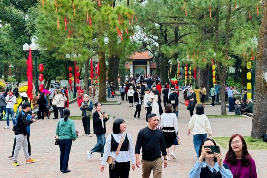 Tươi đẹp hội xuân Côn Sơn