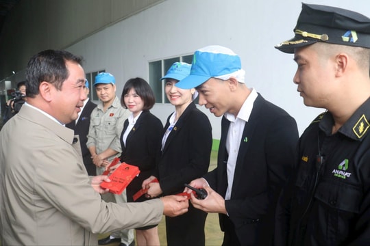 Thường trực Tỉnh ủy Hải Dương động viên nông dân, doanh nghiệp sản xuất đầu xuân
