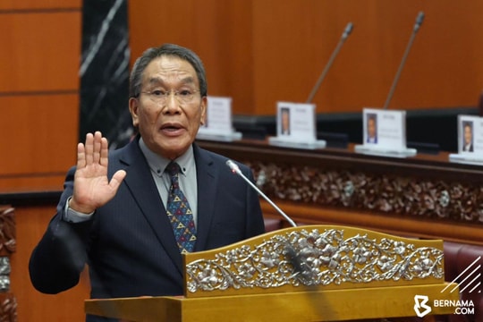 Malaysia có Chủ tịch Thượng viện mới