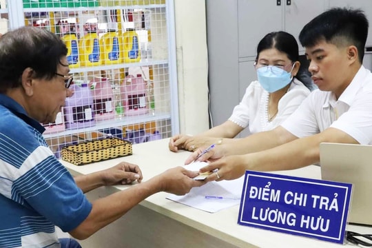 Năm 2024, tăng tuổi hưu và trợ cấp bảo hiểm xã hội