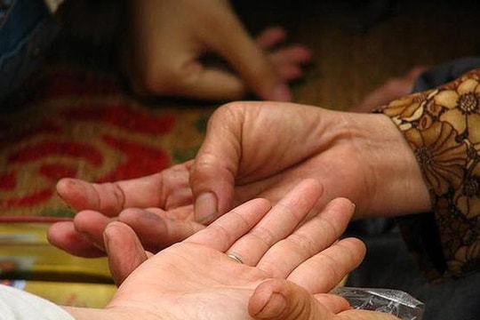Bất an vì bói toán