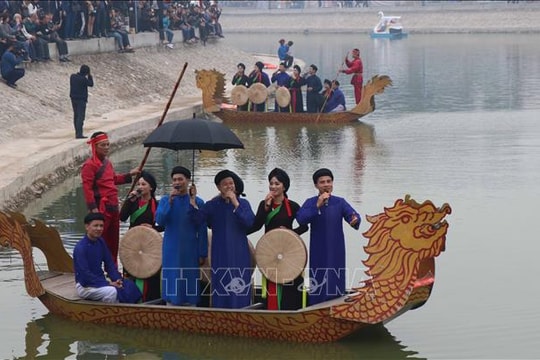Sẵn sàng khai hội Lim