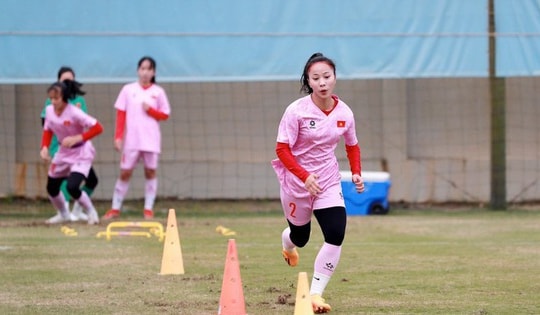 Đội tuyển U20 nữ Việt Nam đến Uzbekistan tham dự vòng chung kết U20 nữ châu Á 2024