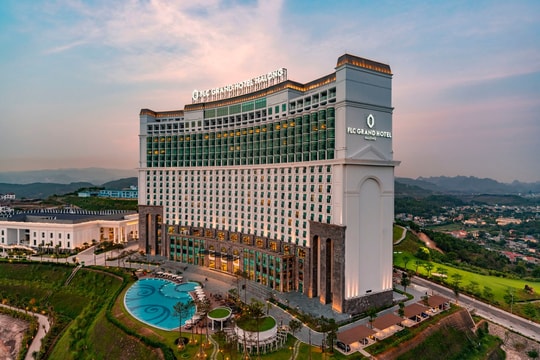 Chưa được cởi trói pháp lý trực diện, nhiều Condotel tiếp tục bán cắt lỗ
