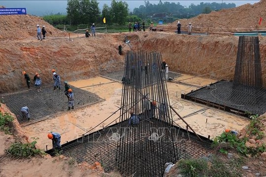 Phát động thi đua 120 ngày đêm Dự án đường dây 500 kV mạch 3 từ Quảng Trạch đến Phố Nối