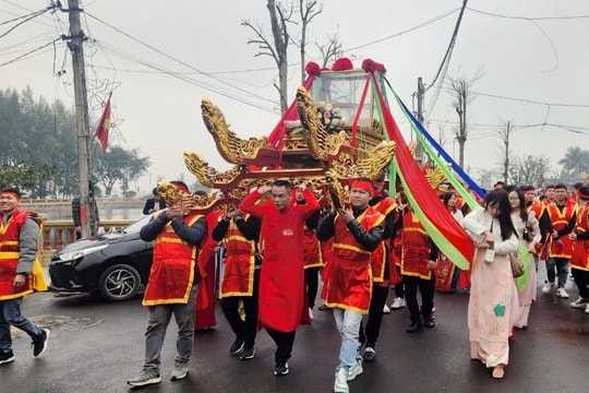 Giỗ tổ làng nghề vàng bạc hơn 500 năm tuổi Châu Khê