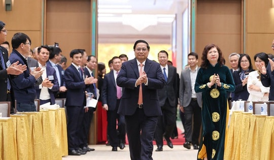 Sẽ có nhiều giải pháp giám sát chặt chẽ để thị trường chứng khoán phát triển lành mạnh
