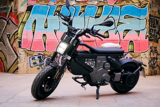 BMW CE 02 ra mắt Đông Nam Á, giá 13.300 USD